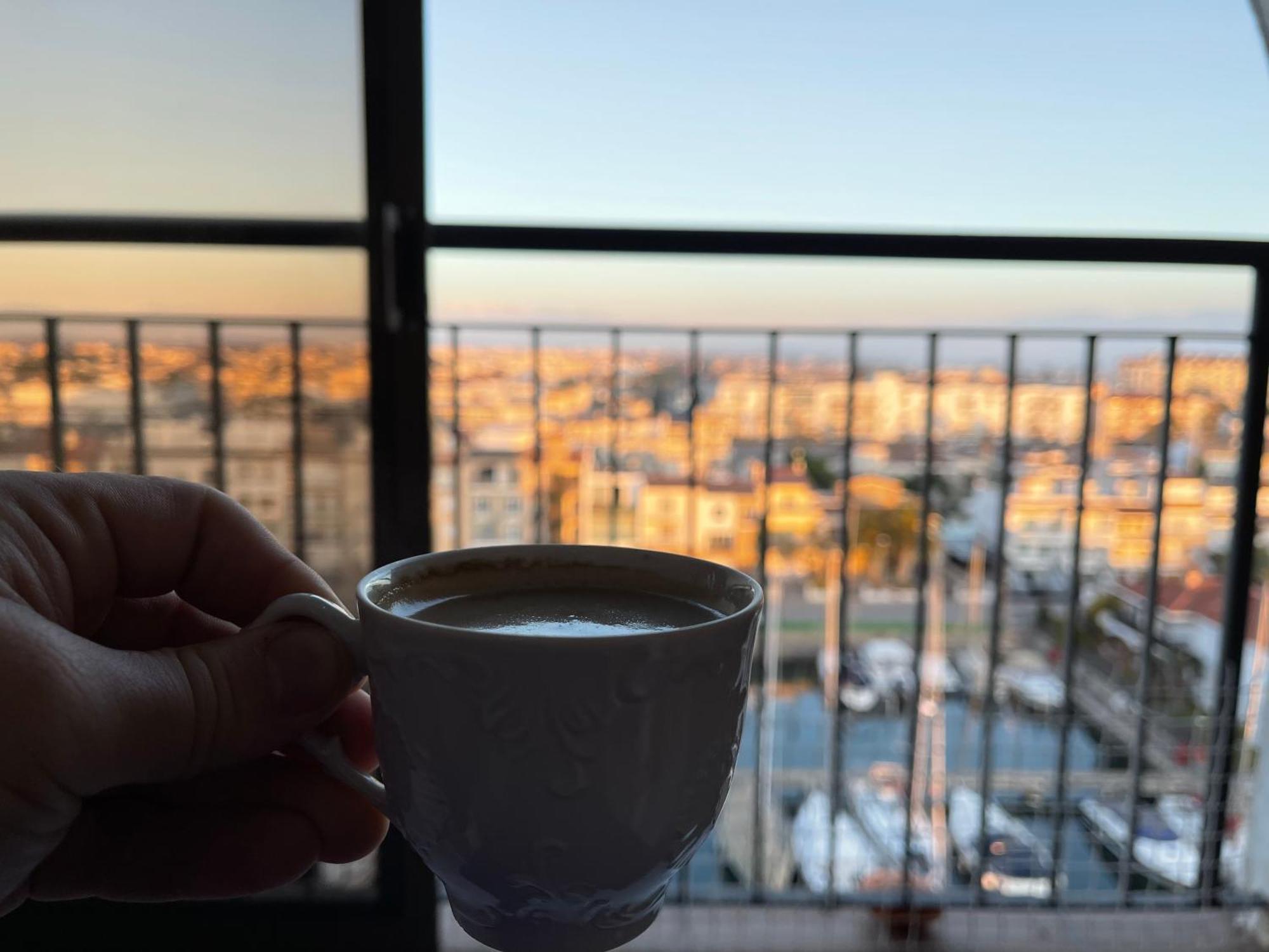 אמפוריבראבה Lux Apt 1Er Ligne Mer!Grande Terrasse Vue Superbe! מראה חיצוני תמונה